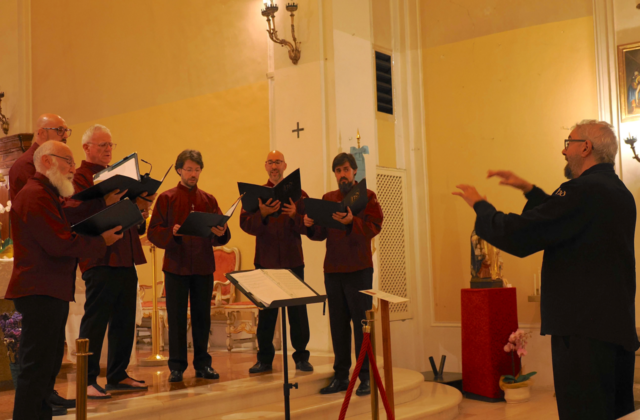 San Marino, il canto gregoriano accompagna Vespri e Messa a San Francesco