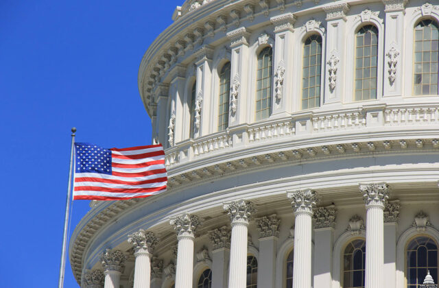 Elezioni Usa, tre scenari per i mercati: cosa potrebbe cambiare dopo il voto di metà mandato