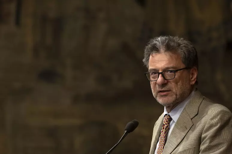 Milano, Siher non risponde al gip. I legali chiedono la scarcerazione: «Nessun terrorismo»