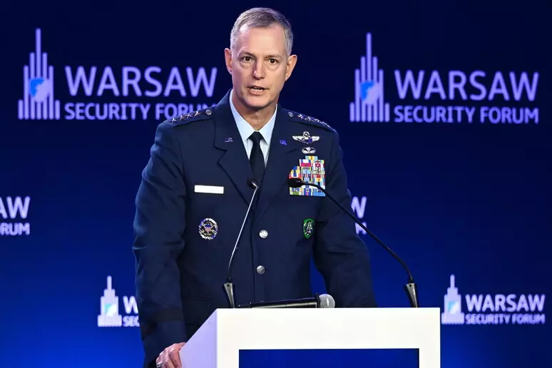Nato, Grynkewich avverte: «Non cerchiamo la guerra, ma se ci attaccano combatteremo»