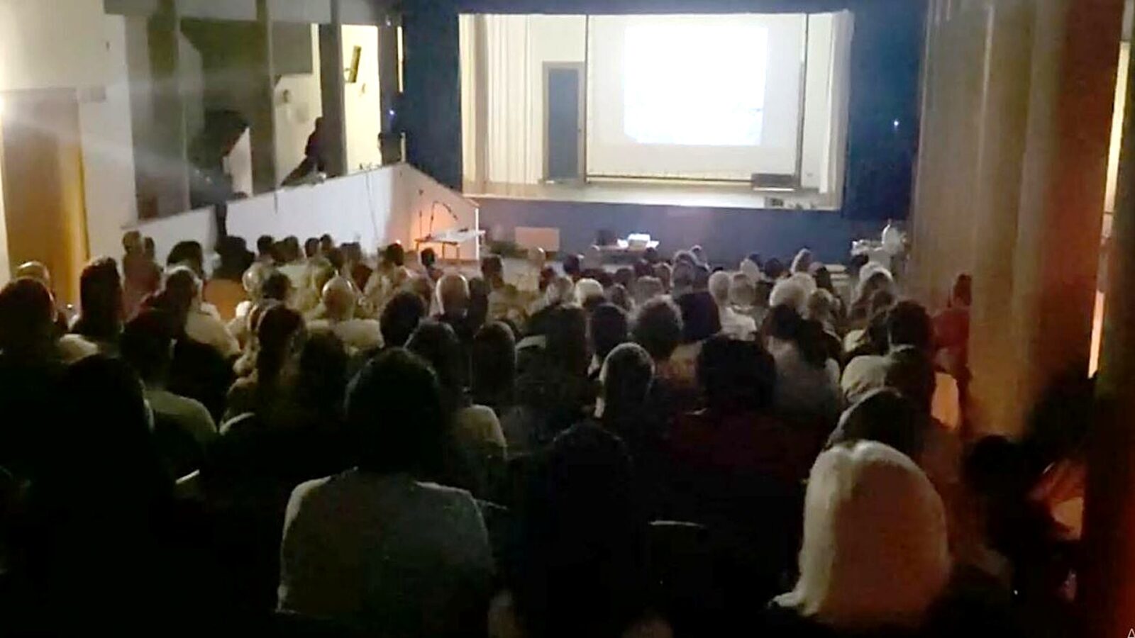A Fiorentino il cinema sulla Palestina riempie il Centro Sociale