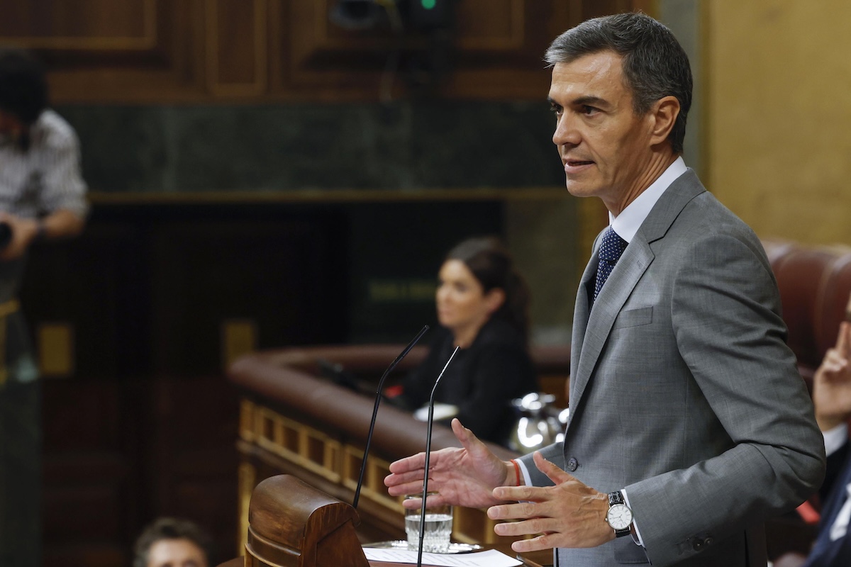 Sánchez porta la Spagna al voto anticipato: ecco le motivazioni e gli scenari