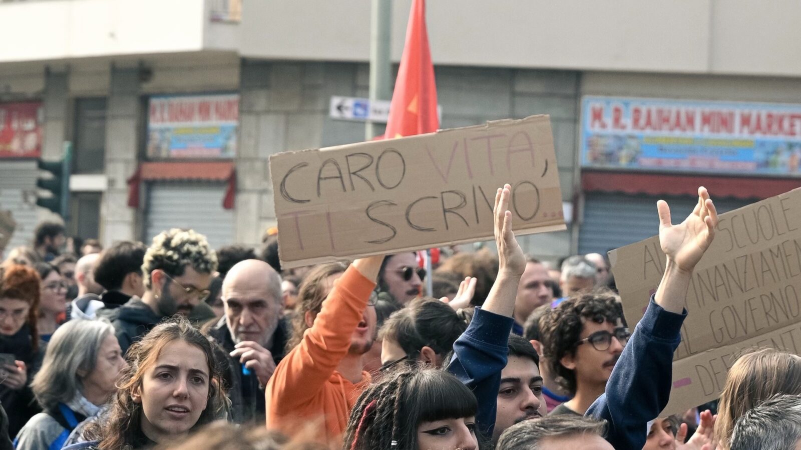 sciopero-30-ottobre-caro-vita-ti-scrivo