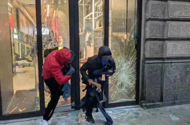 Scontri a Milano, 32 arresti. Il Movimento 17 ottobre annuncia proteste ogni sabato. Meloni convoca un vertice sulla sicurezza