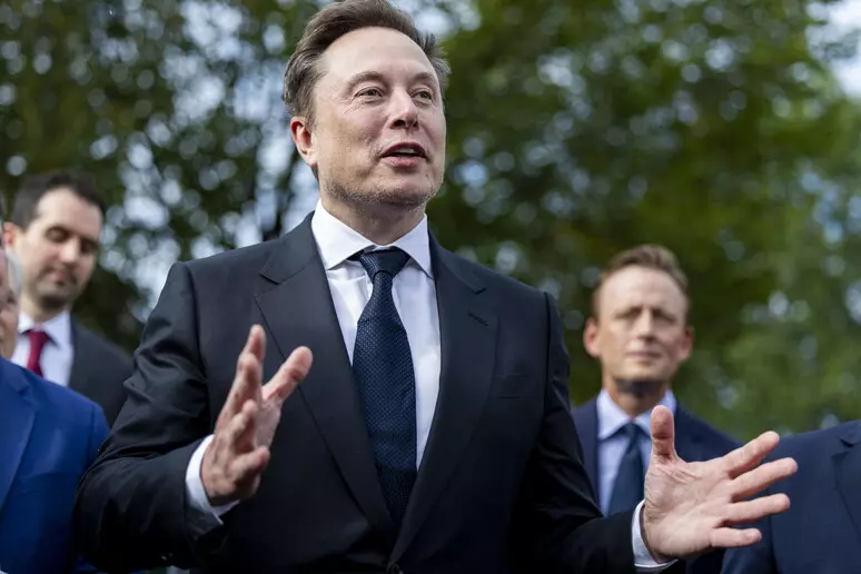 SpaceX cerca 40 miliardi per comprare chip Nvidia, operazione guidata da Apollo