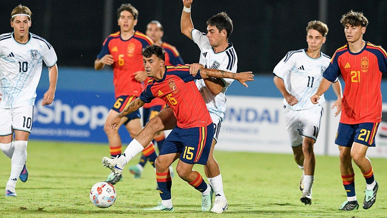 Under 21, la Spagna ne segna 13 allo Stadium: Espì ne fa cinque